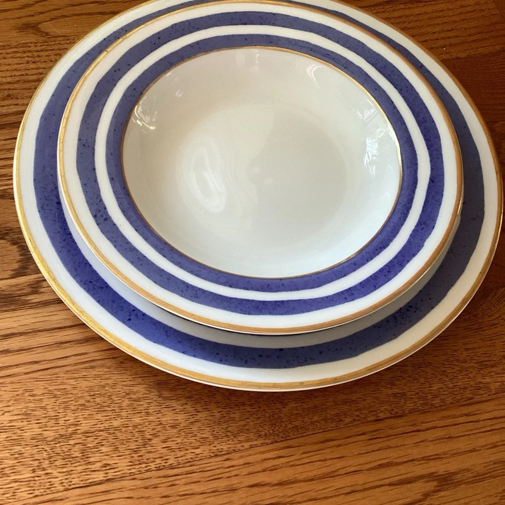Crate and Barrel VERANDA BLUE STRIPED Gold Rim Dinner Plate / SoupBowl HTF